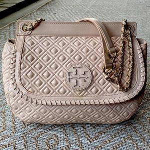 Tory Burch blush color, quilted shoulder/crossbody bag